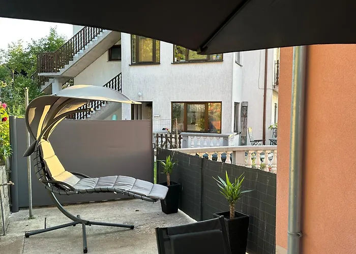 Apartment Aura