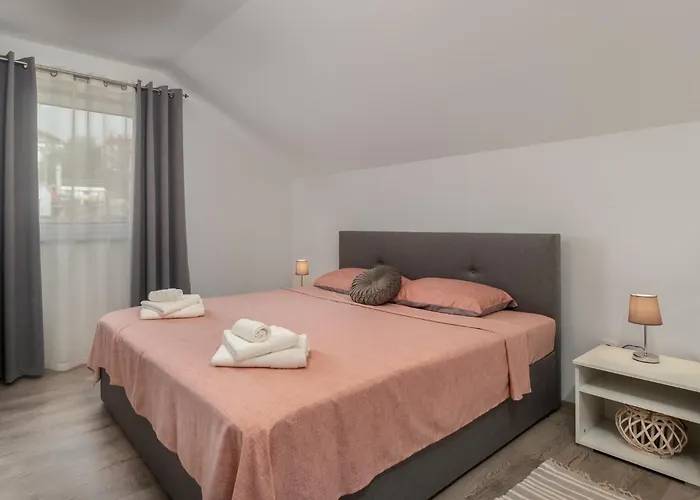 Aura Apartment